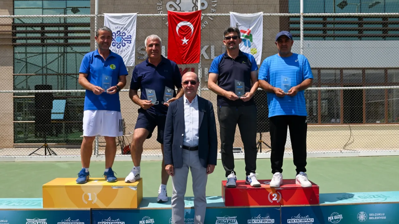Konya Selçuklu’da tenis şöleni