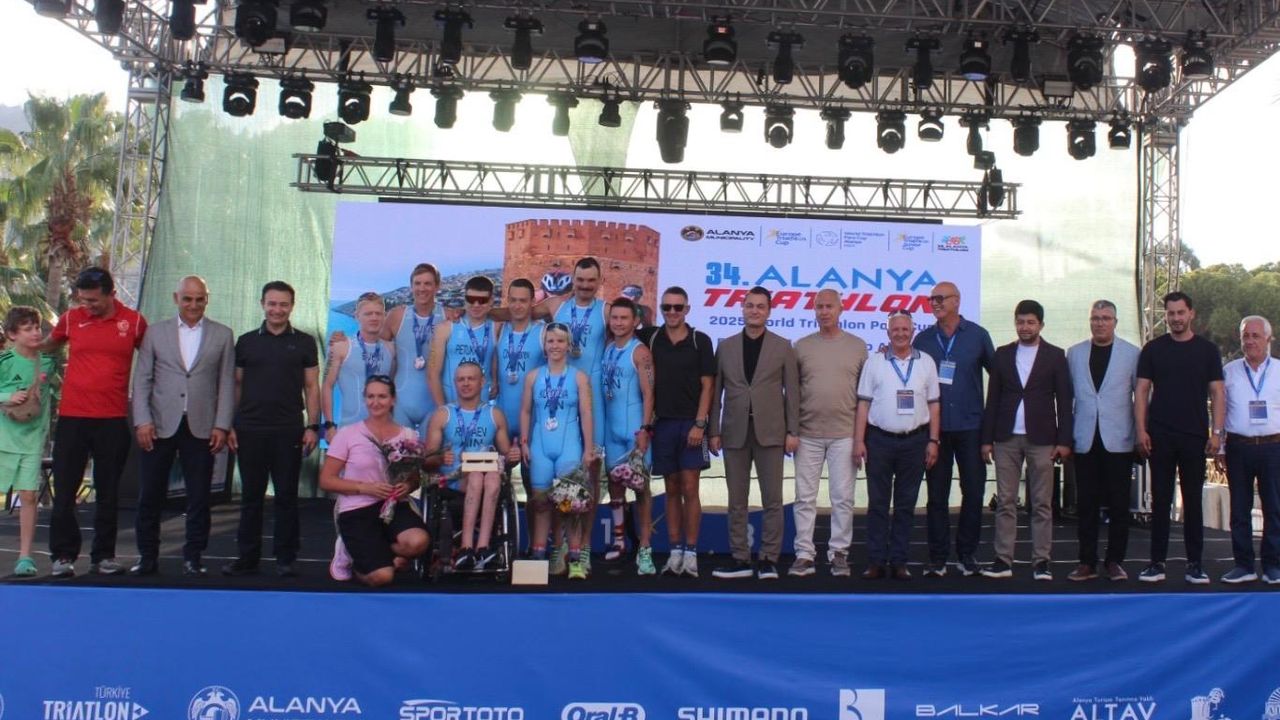 Alanya Triatlon Heyecanına Ev Sahipliği Yaptı