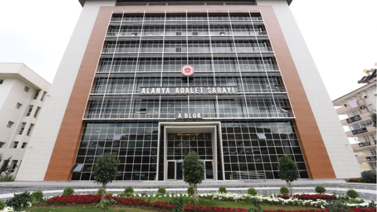 Alanya'da Dolandırıcının Zarar Ödemesi Cezadan Kurtarmadı