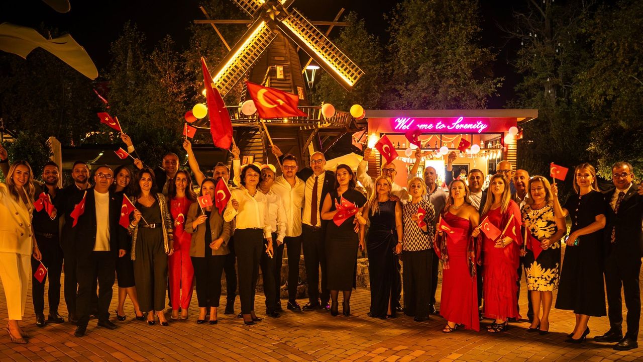 ALSİAD Cumhuriyet Balosu'nda Coşkulu Kutlama