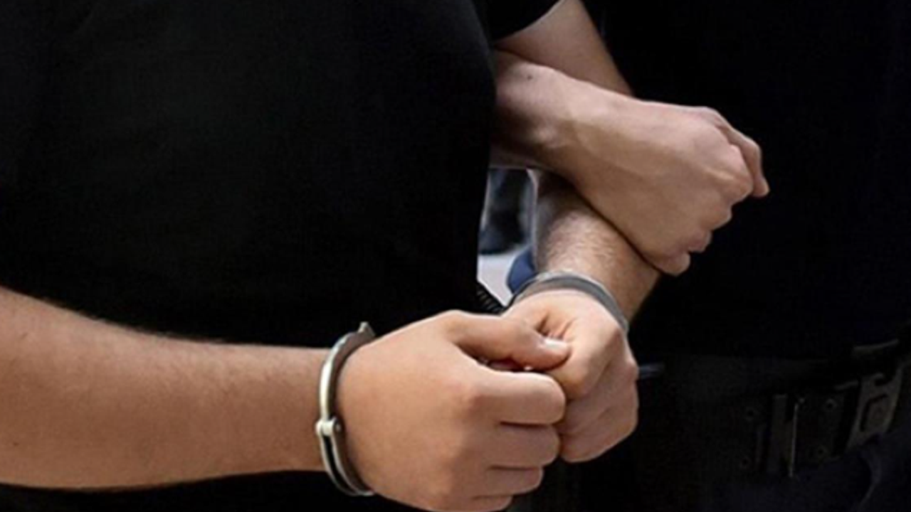 Alanya'da Motosiklet Sürücüsünden Yasaklı Madde Çıktı