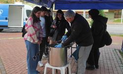 ANTALYA BÜYÜKŞEHİR BELEDİYESİNDEN ÖĞRENCİLERE ÇORBA İKRAMI