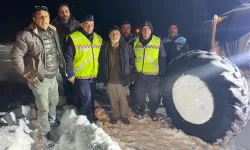 Malatyalı karzede Mustafa amcadan haber alınamıyordu... Ekipler sağ salim ulaştı