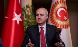 KURTULMUŞ: "KALMAK İSTEYEN SURİYELİLERİN BAŞIMIZIN ÜSTÜNDE YERİ VAR"