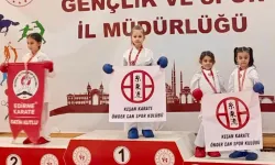 Edirne Karate İl Şampiyonası'nda Öndercan başarısı