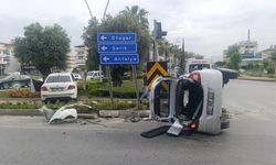 Alanya Yönünden Gelirken Devrilen Araçtan Yara Almadan Çıktılar