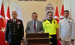 Antalya Valisi Şahin Falezlerde Denize Açılan Tünellerle İlgili Açıklama Yaptı