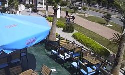 Yolun Karşısına Geçmek İçin Beklerken 3 Kişi Tarafından Tekme Tokat Dövüldü
