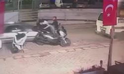 Alanya’da Sokakta Tartıştığı Kişilerin Üzerine Otomobil Sürdü, Gaza Basıp Kaçtı