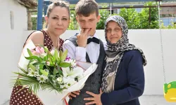 Manisa'da Anneler Günü’nde mutlu eden destek