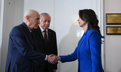 Mhp-Dem Parti Görüşmesi Başladı! Bahçeli Kapıda Karşıladı