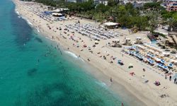 Alanya Sahillerinde Bayram Yoğunluğu