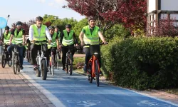 Başkan Altay Dünya Bisiklet Günü’nde bisikletseverlerle pedal çevirdi
