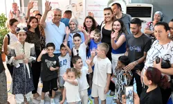 Muratpaşa’da Başkan Uysal’dan sünnet çocuklarına ziyaret