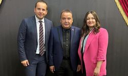 Antalya Belediyesi’nde Skandal Atama İddiaları: Başkan Vekilinin Eşi Özel Kalem Müdürü Oldu