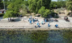 İzmir Çakalburnu Lagünü’nde temizlik seferberliği