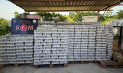 Antalya’da Kaçakçılığa Darbe: 39 Bin 944 Şişe Kaçak İçki Yakalandı!