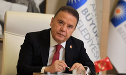 “Ev Hapsini Bile Çok Görüyorlar”: Muhittin Böcek’ten Dikkat Çeken Mesaj