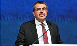 Bakan Tekin’den Okul Forması Devrimi: “Sorun Varsa Bize Gelin!”