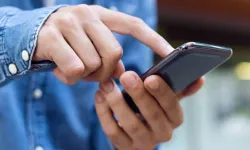 Yargıtay’dan Sosyal Medya Kararı: Başkasının Fotoğrafını Paylaşmak Suç