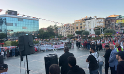 Gazze’den Dönen Sumud Filosu Aktivistleriyle Alanya’da Destek Gösterisi