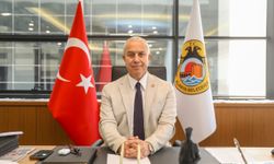 Alanya Belediye Başkan Özçelik'ten Cumhuriyet Bayramı Mesajı