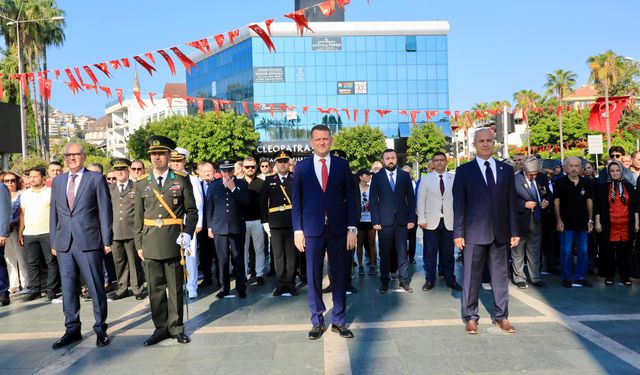 30 Ağustos Zafer Bayramı Alanya’da Törenle Kutlandı