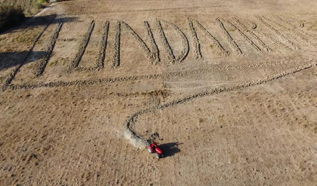 Serik’te Traktörüyle Tarlaya Funda Arar'ın İsmini Yazmıştı, İkili Bir Araya Geldi