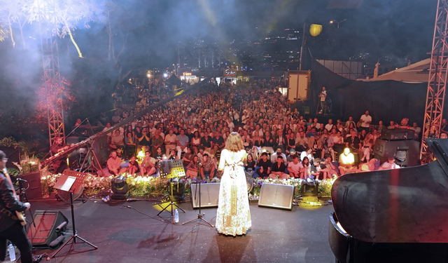 Alanya Caz Festivali İkinci Akşamında Muhteşem Bir Konserle Devam Etti