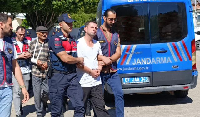 Manavgat'daki Cinayet Davasında Dede ve Torun Tutuklandı