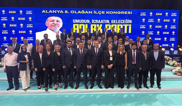 AK Parti Alanya İlçe Kongresinde Başkan Tavlı Güven Tazeledi