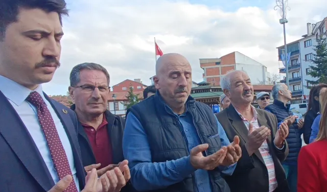 Bilecik Pazaryeri’nde hacı adayları uğurlandı
