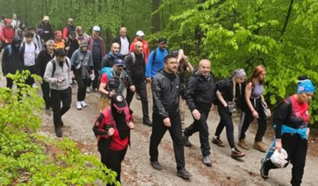 Bursa İnegöl’de 19 Mayıs doğa yürüyüşü ile başladı