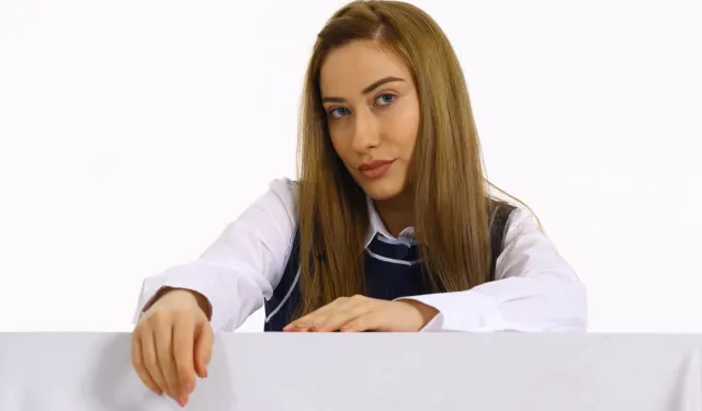 Genç oyuncu Büşra Sarı kimdir? Büşra Sarı'dan 'Baldız' filminde dikkat çeken performans