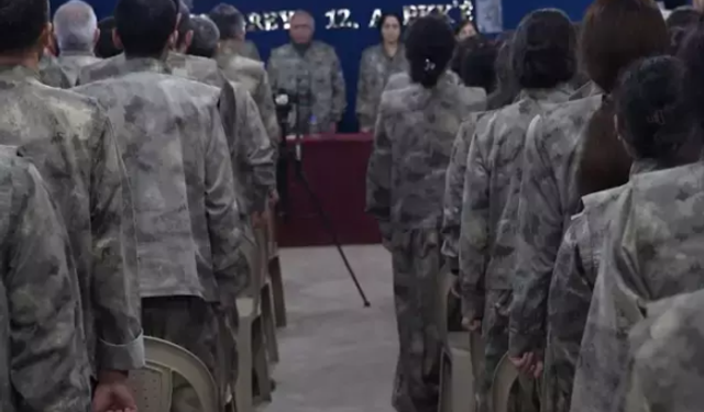 Pkk'nın Kendini Feshetmesine Dem Parti'den İlk Yorum