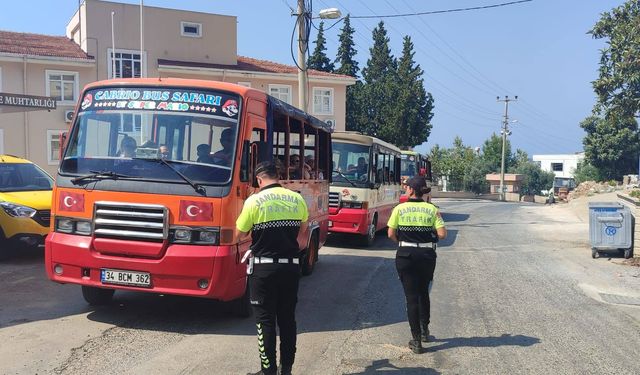 Alanya’da Safari Araçlarına Sıkı Denetim: 11 Araca Ceza, 1 Ehliyete El Konuldu