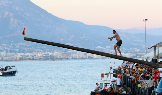 Alanya’da Denizcilik ve Kabotaj Bayramı Coşkusu: 99. Yılda Renkli Kutlamalar