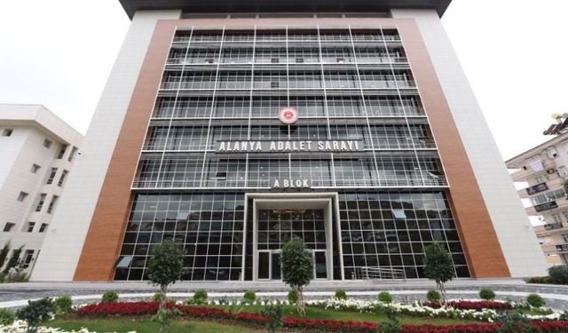 Alanya’da Dolandırıcılık Çetesine Şafak Operasyonu: 12 Şüpheli Serbest