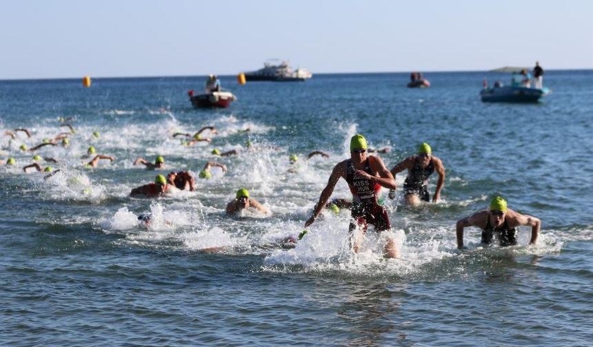 33. Alanya Triatlon Yarışması 26 Ülkeden 367 Sporcunun Katılımıyla Gerçekleştirildi