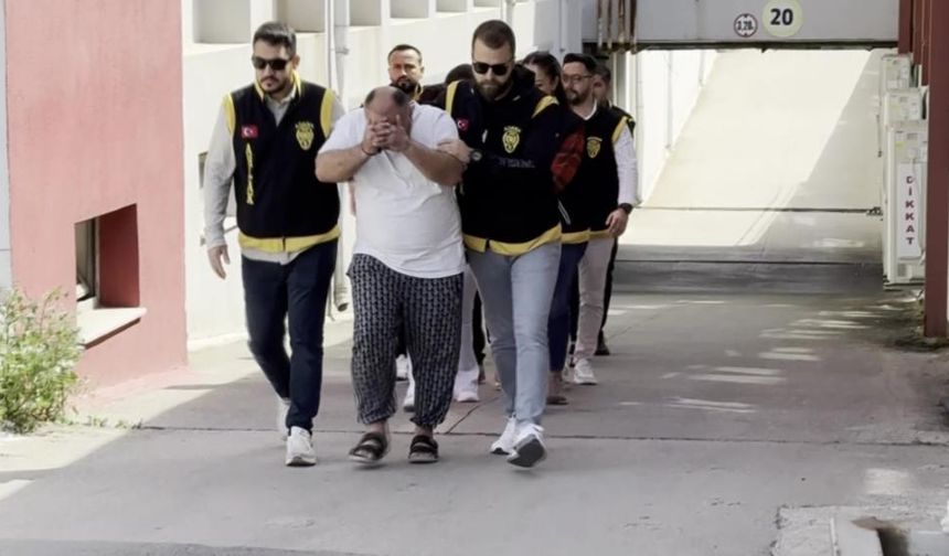 F*huş Şebekesine Operasyon! Polisin El Koyduğu Para Şok Etti