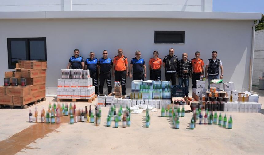 Alanya'da Toptan Gıda Deposunda Sahte Etiketleme Yapan Firma Mühürlendi
