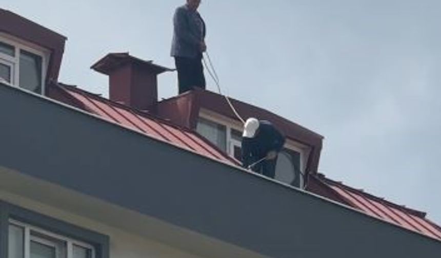 Türk Usulü İş Güvenliği Önlemi!  Görenler Cep Telefonuna Sarıldı
