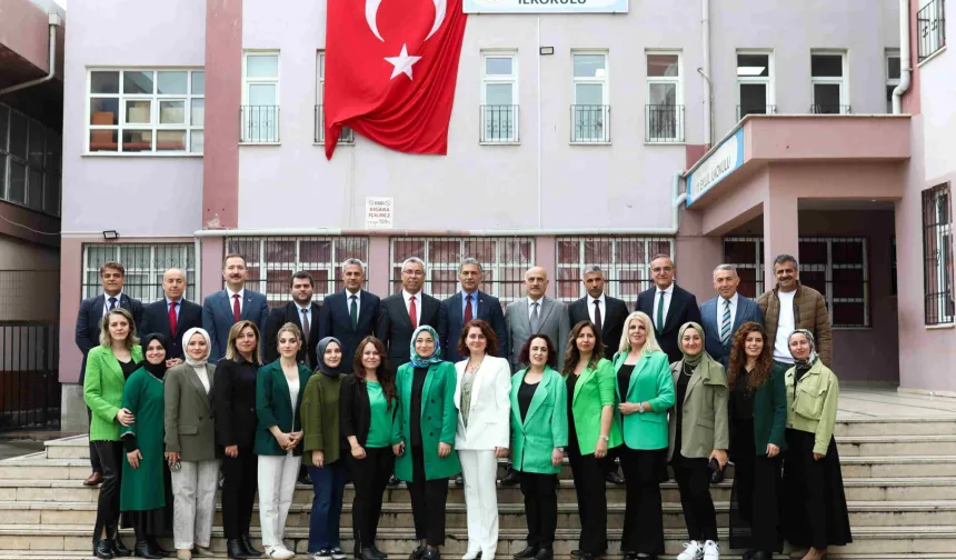 Bursa Gemlik 11 Eylül İlkokulu'nda sağlıklı yaşam rüzgârı