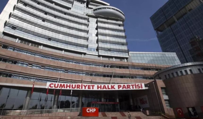 İbb'ye Yönelik 5. Dalga Operasyonunun Ardından Chp Olağanüstü Toplanıyor