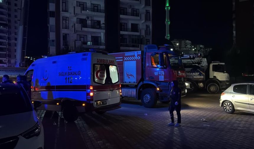 Diyarbakır'daki Yangında Ölü Sayısı 4'e Yükseldi: Anne Ve 3 Çocuğu Hayatını Kaybetti