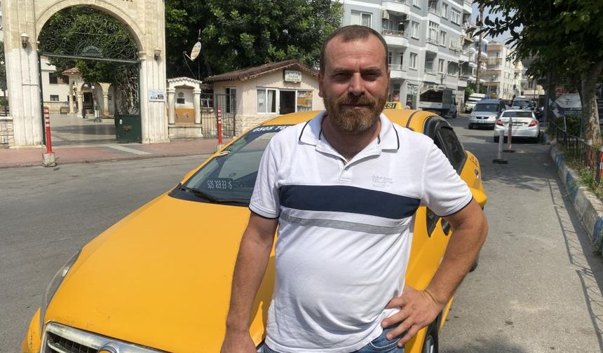 Mersin’de Kahraman Taksici Faciayı Önledi: El Freni Çekilmeyen Otomobili Durdurdu