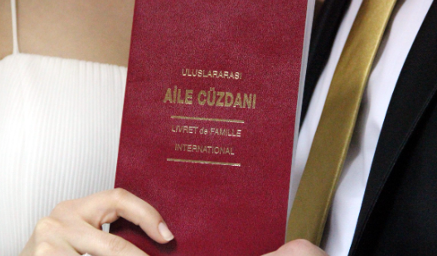 Evlenecek Çiftlere Ehliyet Şartı Geliyor: AK Parti’den Aile Yapısını Koruma Adımı