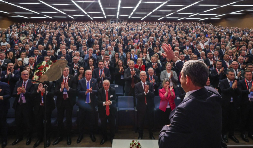 22. CHP Olağanüstü Kurultayı'nda Yeni Yönetim Belirlendi: İşte O İsimler