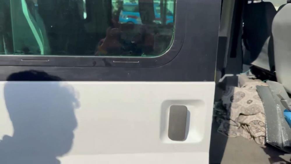 A W518480 06